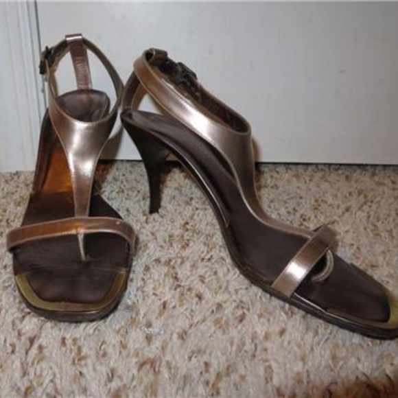 Donald J. Pliner Shoes - DONALD J PLINER SILVER/BRONZE T-STRAP SANDALS 10